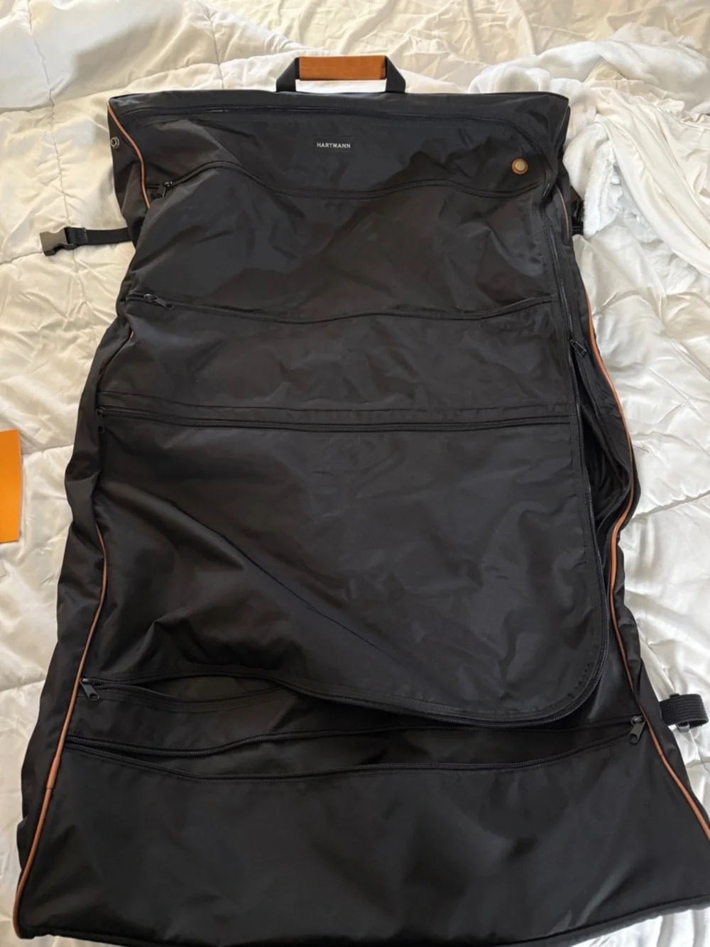 New Hartmann Classic garment bag